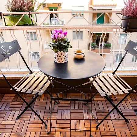 Vatican Blossom Apartment *